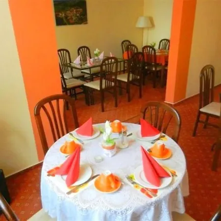 Hotel Tábor 3*