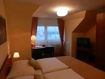 فندق Hotel Tabor
